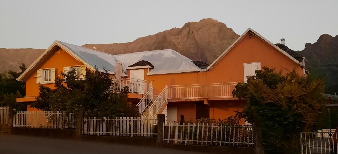 Gite Le Calou Pilon Cilaos Bagian luar foto